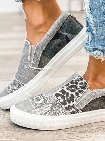 Astrid | Trendy Pain-Relief Slip-Ons