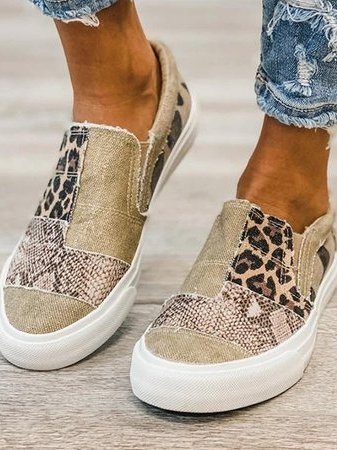 Astrid | Trendy Pain-Relief Slip-Ons